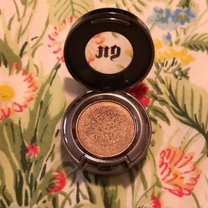 Urban Decay Chase eyeshadow discontinued